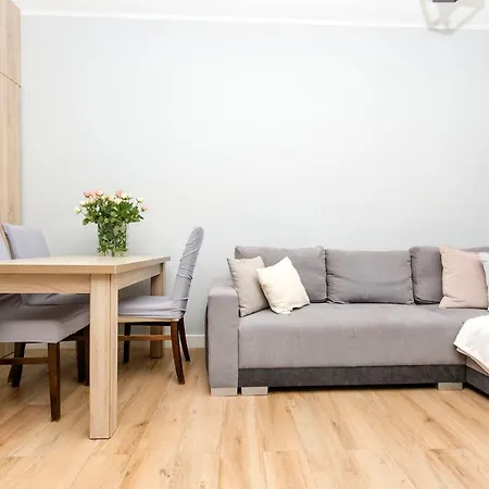 Centrum Rentyear Apartment *